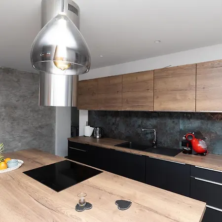 Luxury Apartman Tinel Mimice Exterior photo