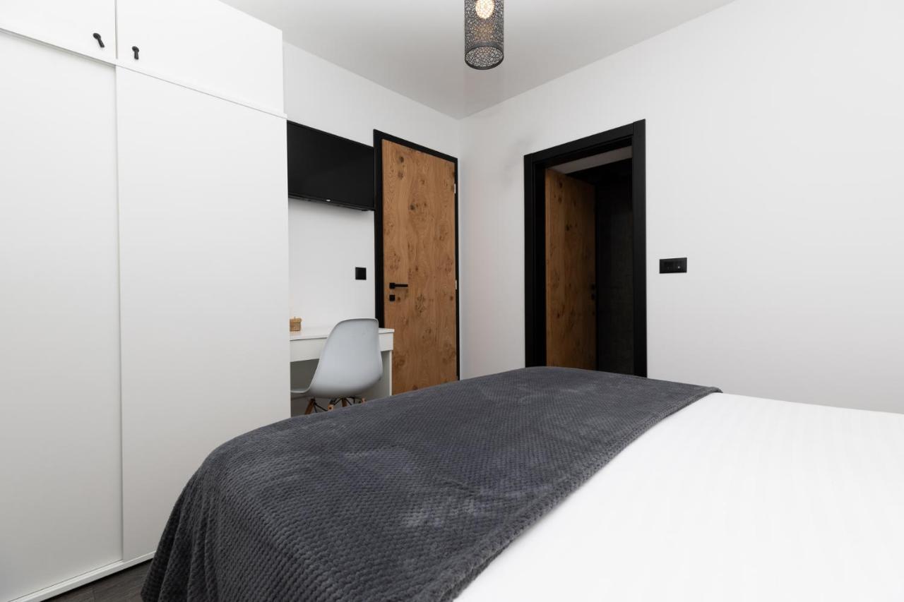 Luxury Tinel